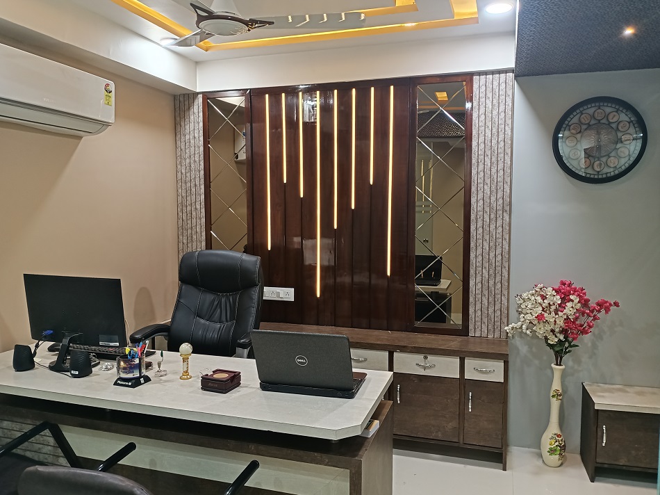 ALVI Web Tech Office
